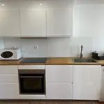 Tejo Location With River View 아파트