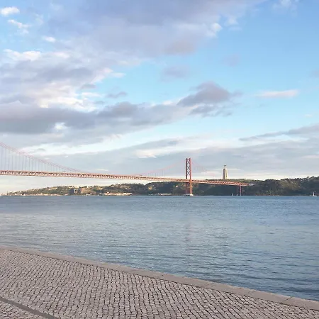 Tejo Location With River View Apartamento Lisboa