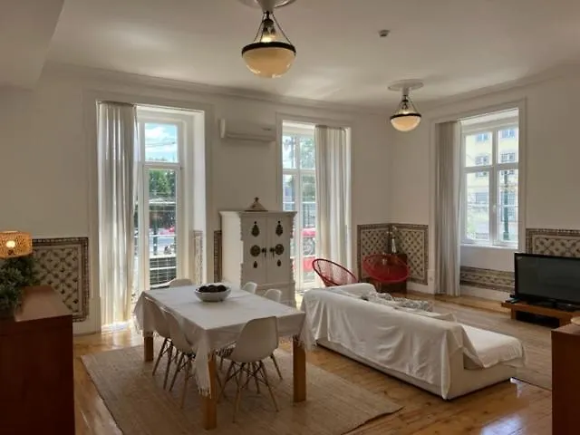 Daire Tejo Location With River View